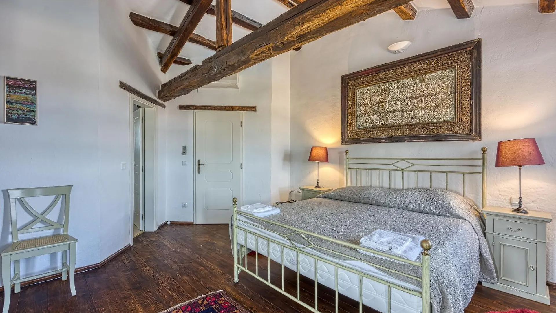 Vila Amyra With Pool - Happy Rentals Sveti Lovrec Pazenaticki Villa