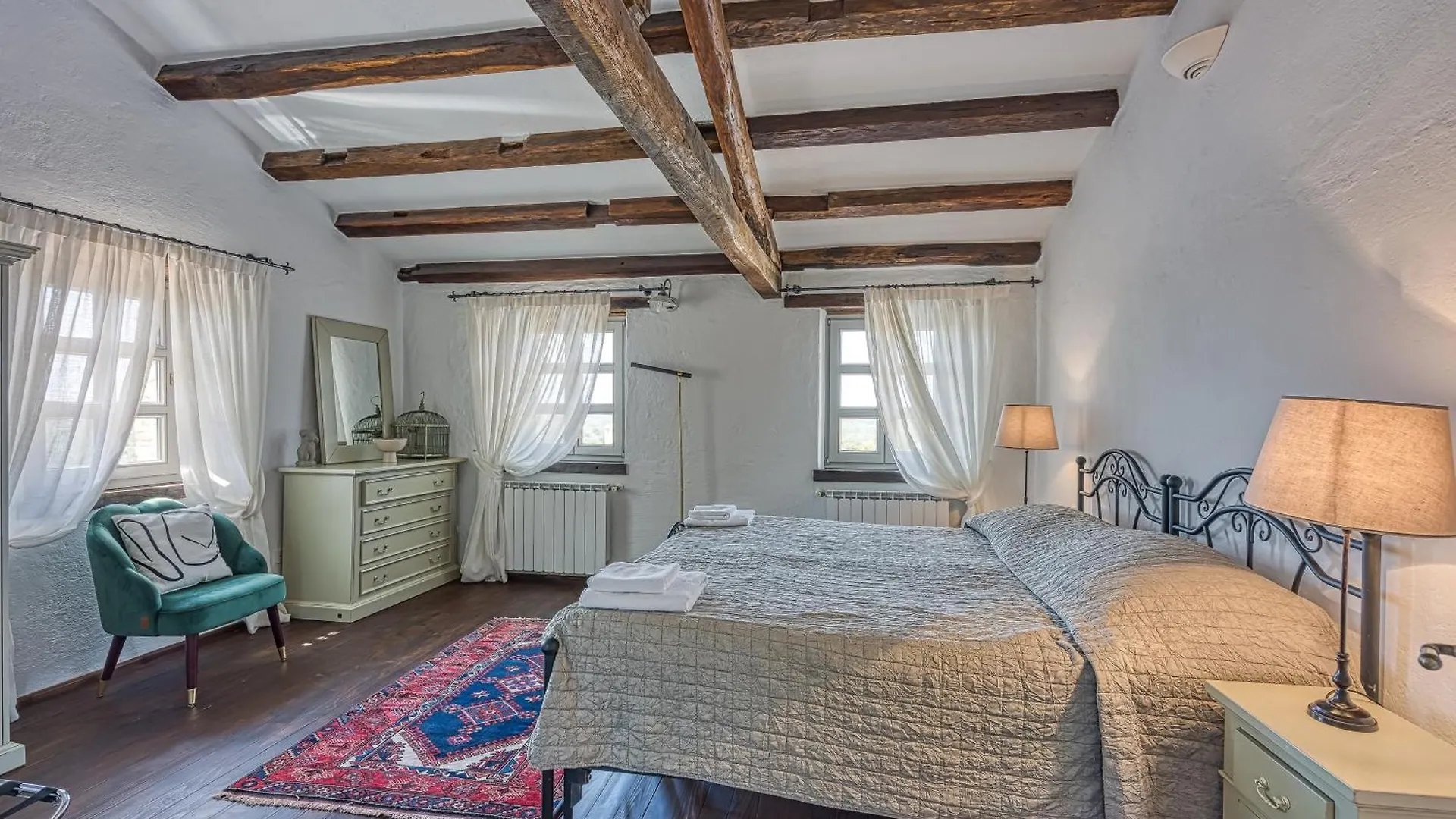Vila Amyra With Pool - Happy Rentals Sveti Lovrec Pazenaticki 0*,  Croatia